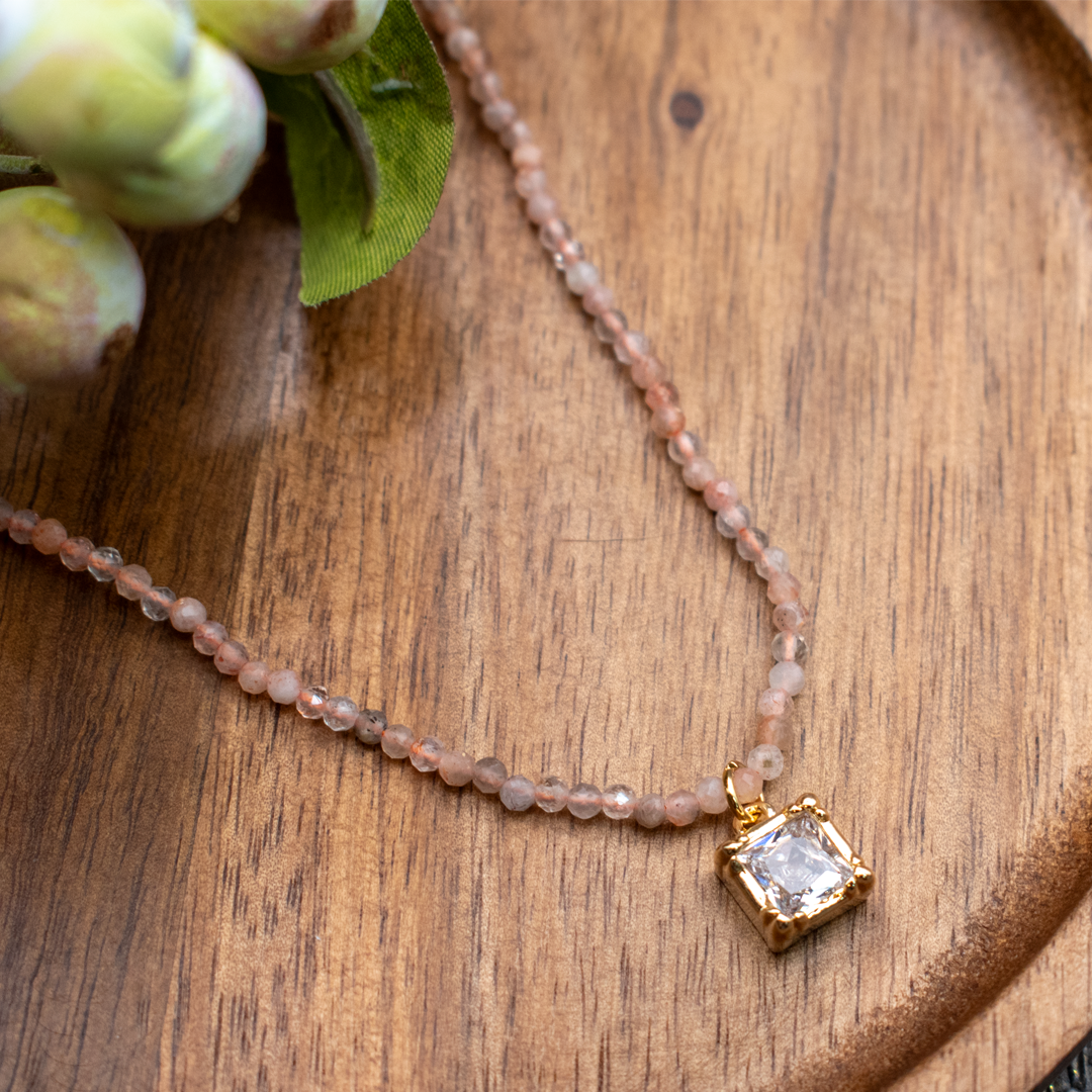 Collar Corindon con Dije