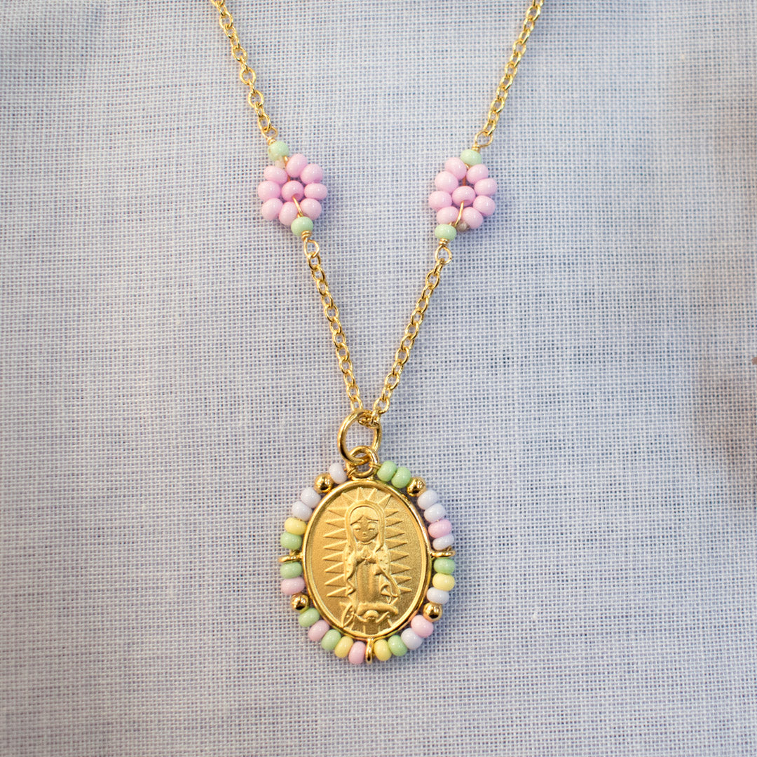 Collar Cucamona Virgen de Guadalupe Bordado