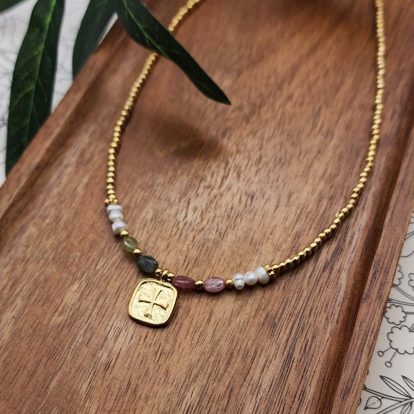 Collar Catalina Cruz